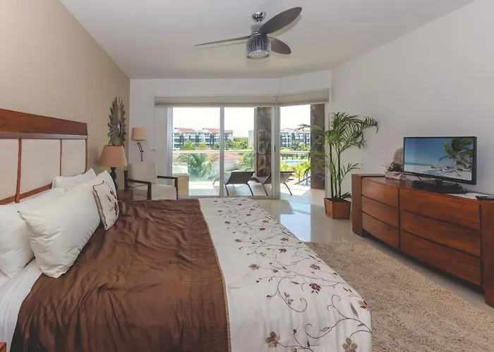 3Br Resort Condo - Corasol - Direct Beach Access * Playa del Carmen