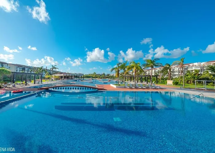 3Br Resort Condo - Corasol - Direct Beach Access